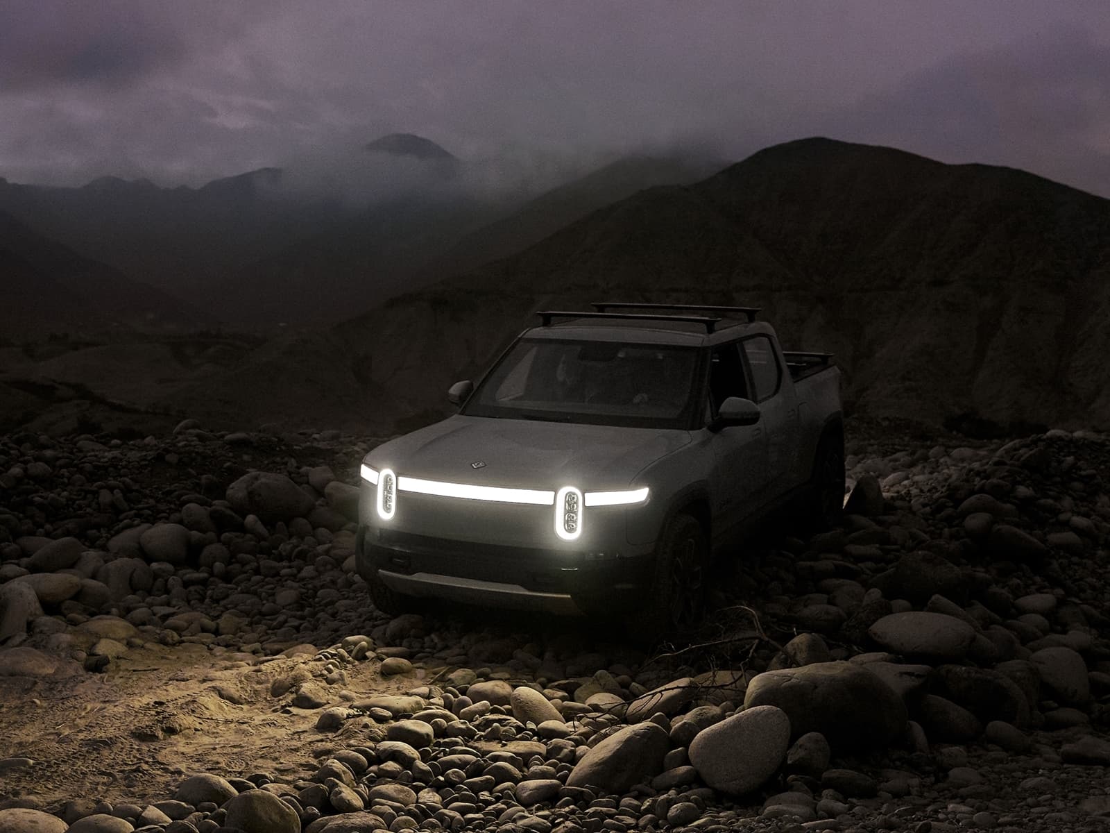 Rivian R1t 1120 052