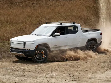 Rivian R1t 1120 054