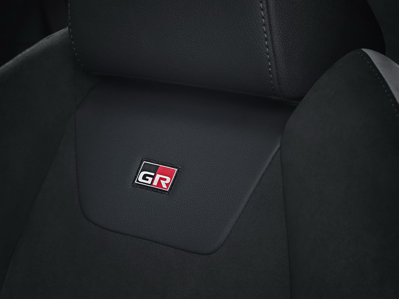 Toyota C Hr Gr Sport 2021 1120 025