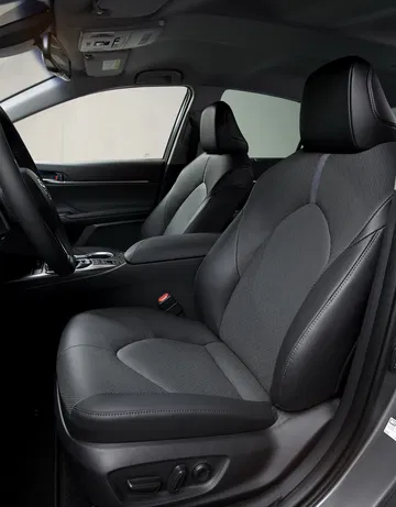 Toyota Camry 2021 Fotos 19