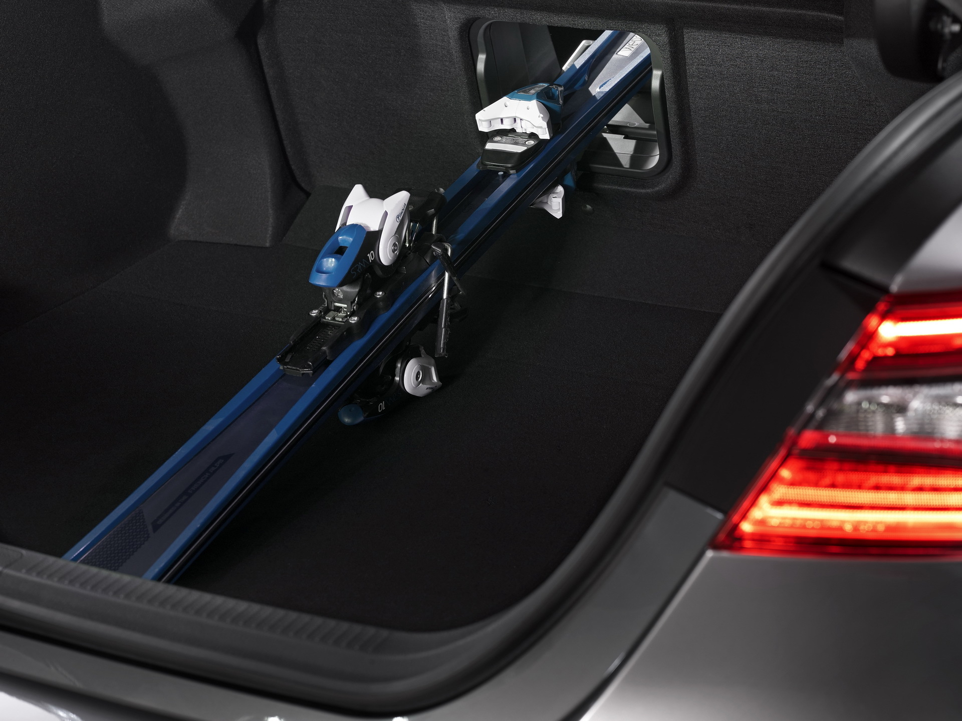 Toyota Camry 2021 Fotos 22