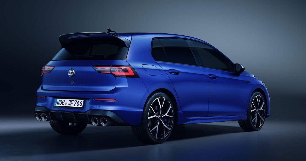 Volkswagen Golf R 2021 1120 003