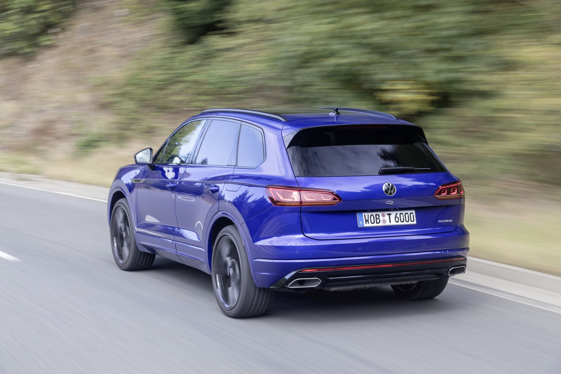 Volkswagen Touareg R 2020 05