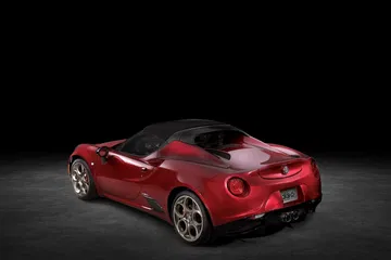Alfa Romeo 4c 33 Stradale 04
