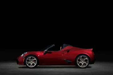 Alfa Romeo 4c 33 Stradale 05