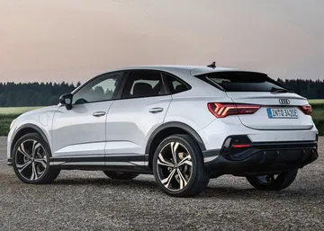 Audi Q3 Enchufable 2021 17