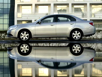 Chevrolet Epica Porsche 6
