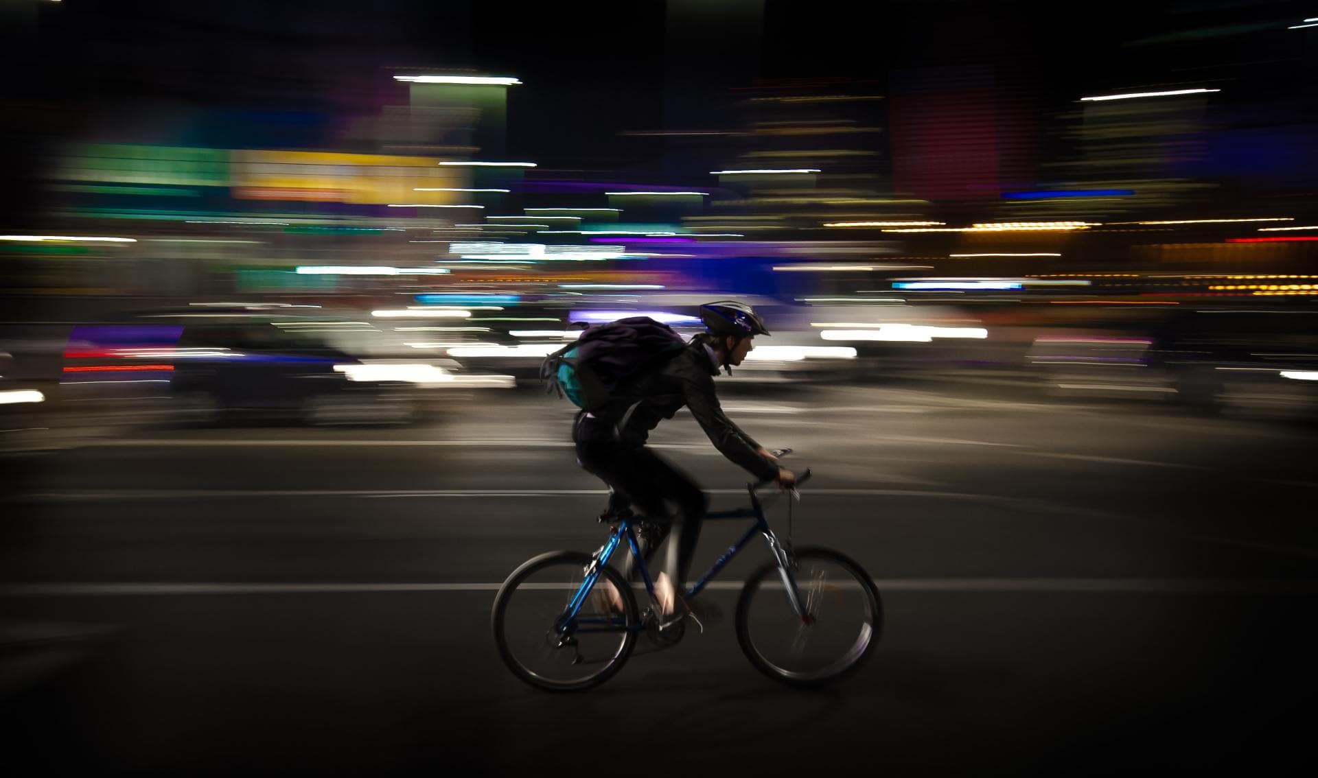 Ropa Querido Sombreado Luces parpadeantes en bicicletas, ¿qué dice la DGT al respecto? |  Diariomotor