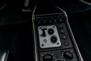 Ferrari F355 Spider Shaquille Oneal 27