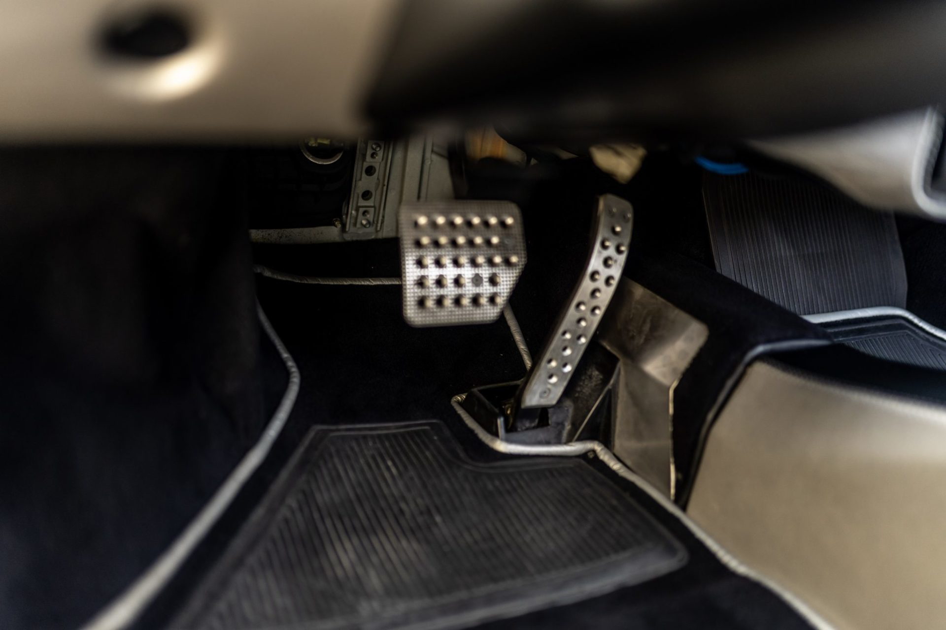 Ferrari F355 Spider Shaquille Oneal 28