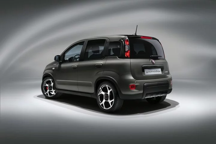 Fiat Panda Sport 2021 1120 002