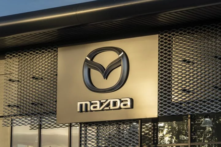 Historia Logo Mazda Actual