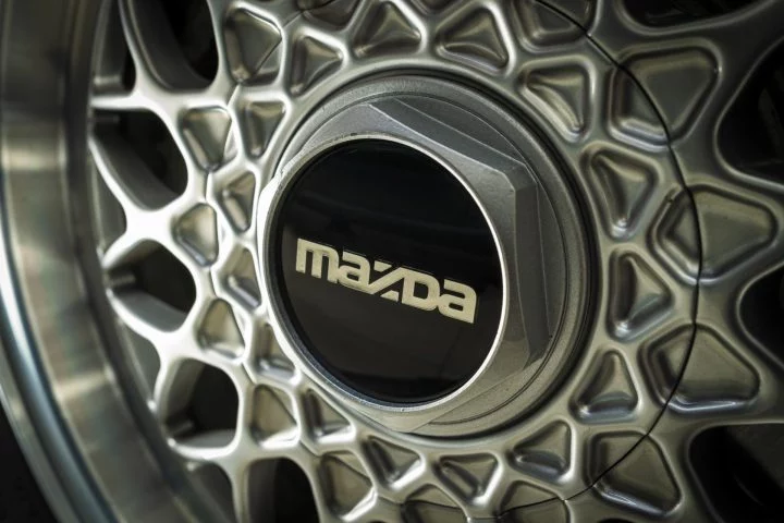 Historia Logo Mazda Anos 70