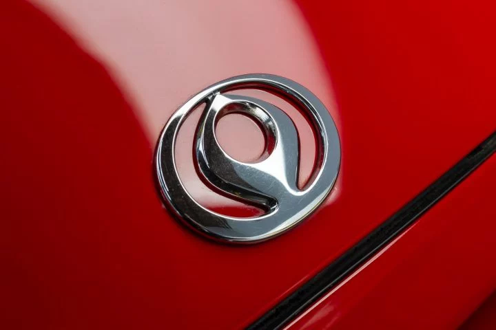 Historia Logo Mazda Diamante