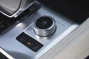 Jaguar F Pace Svr 2021 1220 020