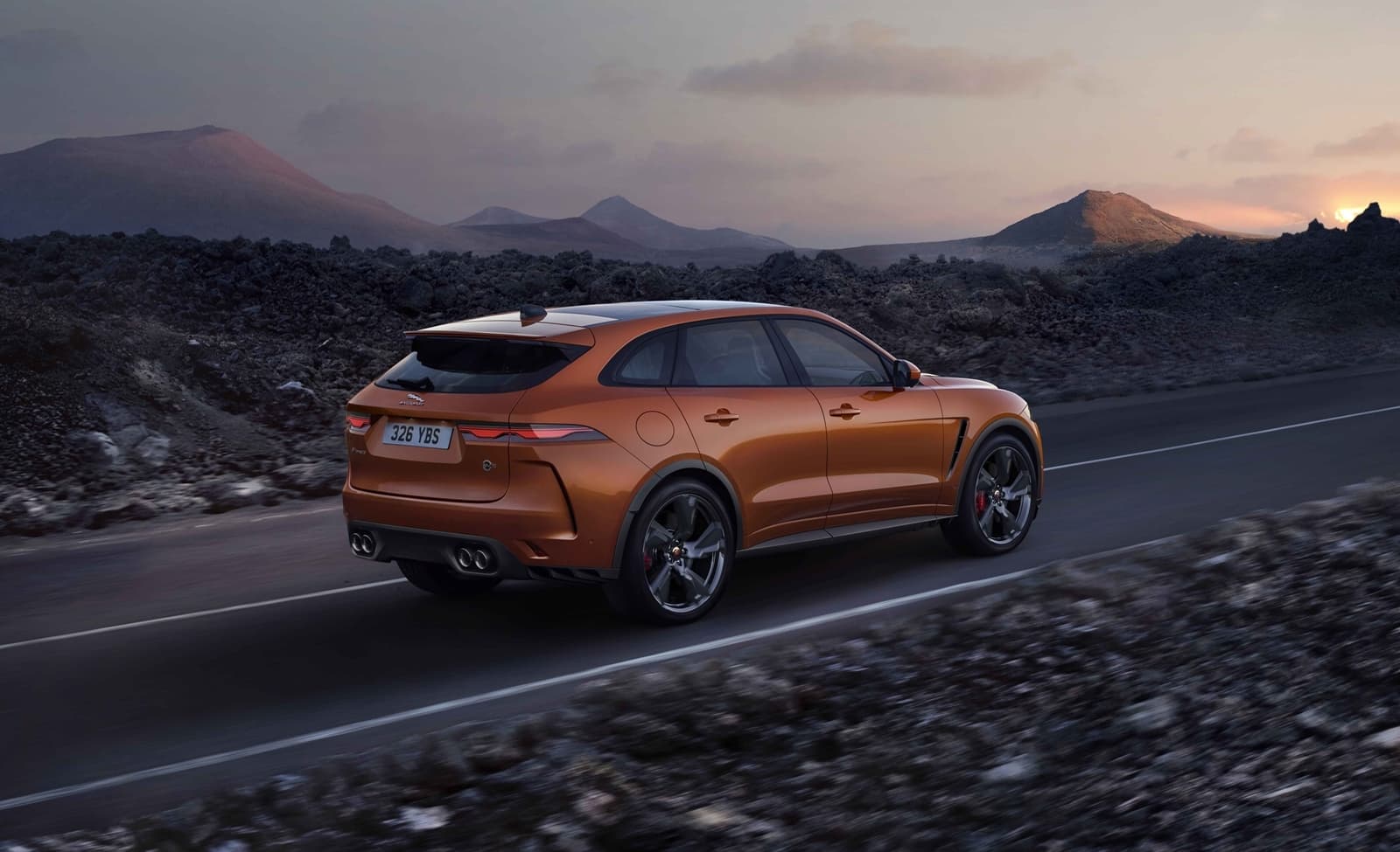 Jaguar F Pace Svr 2021 1220 033