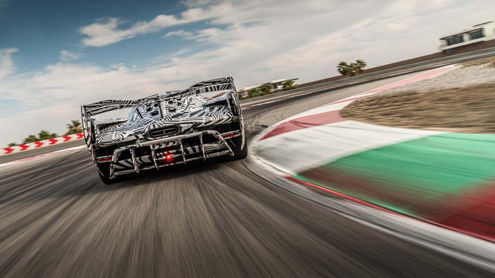Mclaren Sabre 1220 009