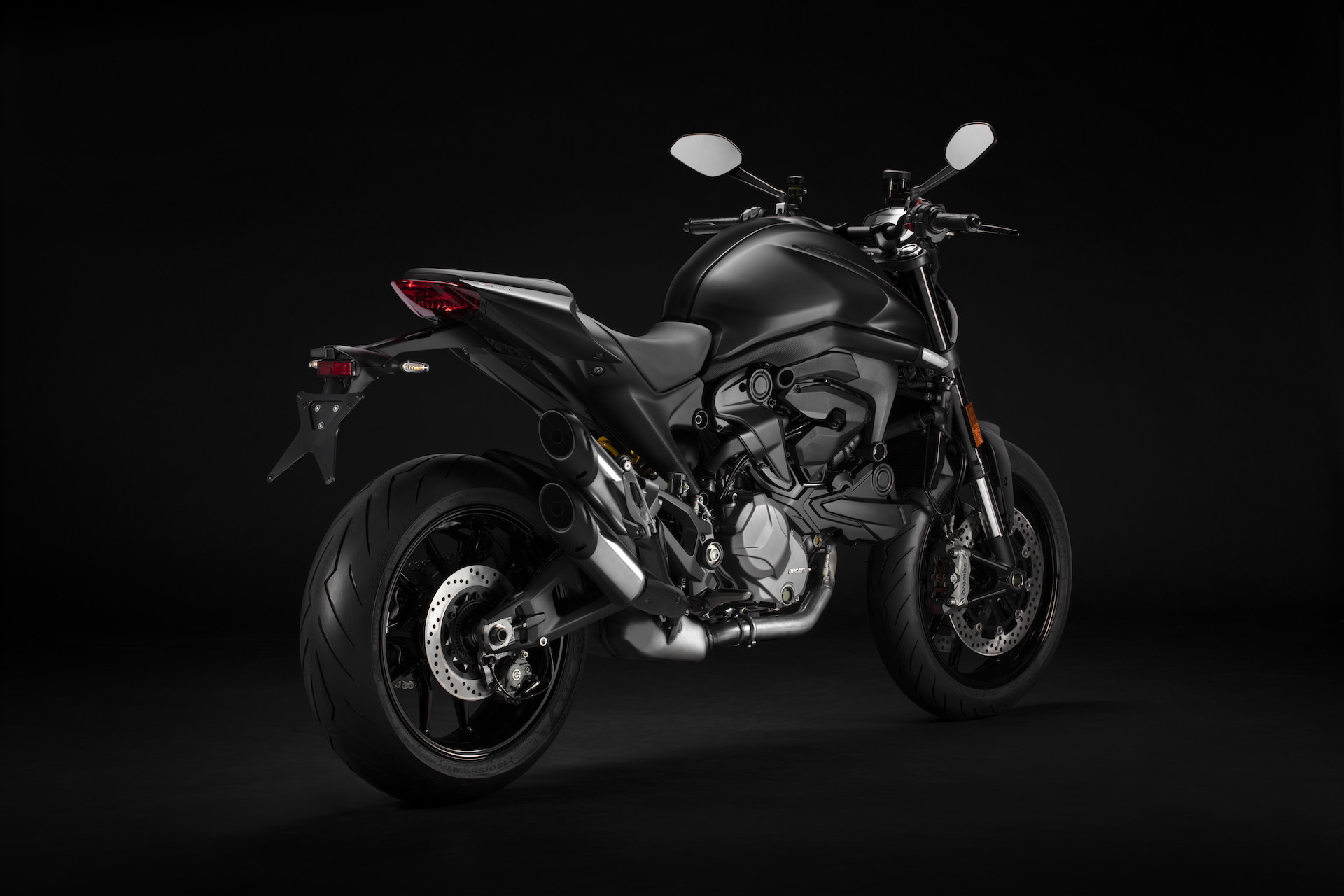 Moto Ducati Monster 2021 Estudio10