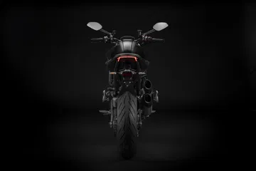 Moto Ducati Monster 2021 Estudio11