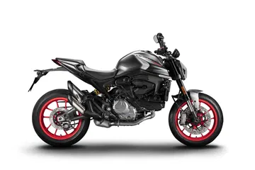 Moto Ducati Monster 2021 Estudio14