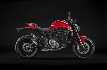 Moto Ducati Monster 2021 Estudio7