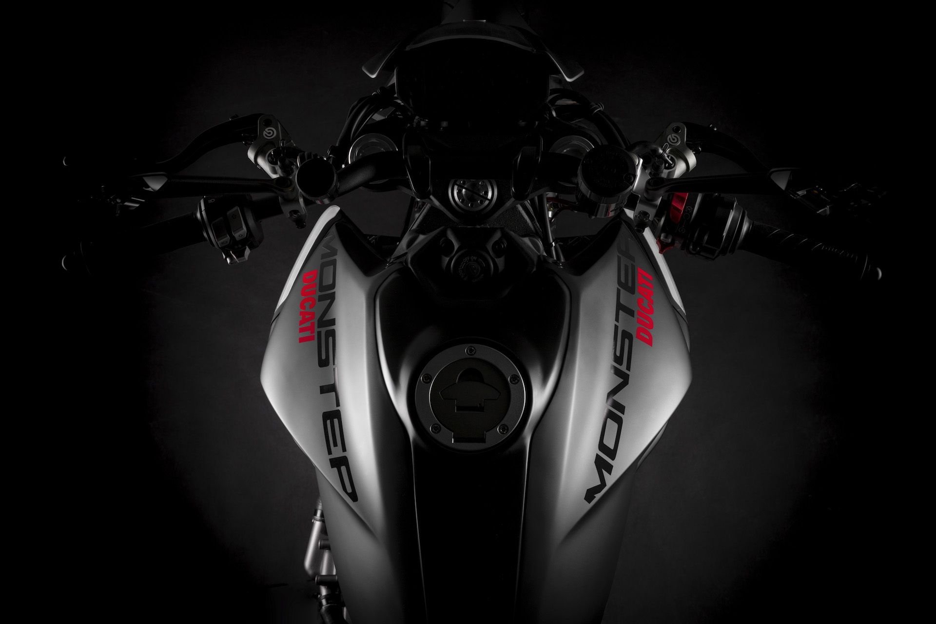 Moto Ducati Monster 2021 Plus16