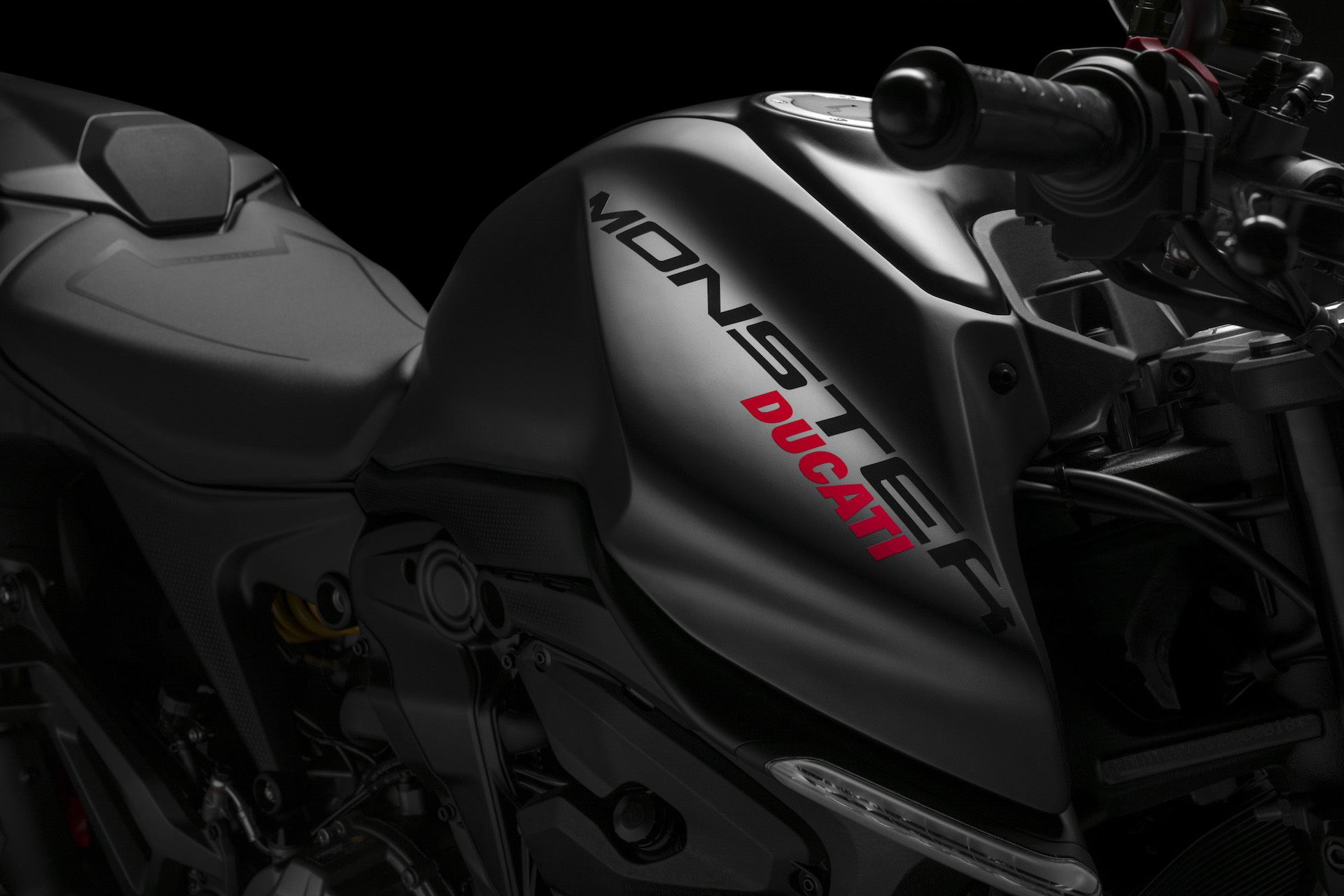 Moto Ducati Monster 2021 Plus17