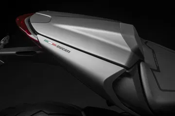 Moto Ducati Monster 2021 Plus18