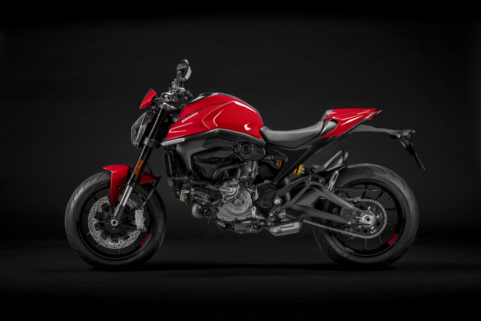 Moto Ducati Monster 2021 Plus29