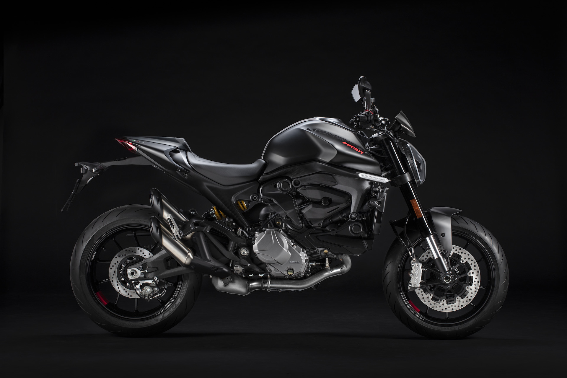 Moto Ducati Monster 2021 Plus32