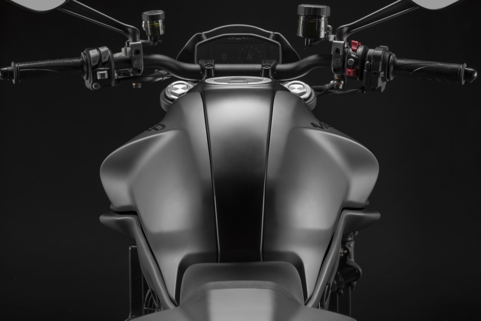 Moto Ducati Monster 2021 Plus40