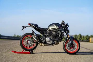 Moto Ducati Monster 2021 Plus45