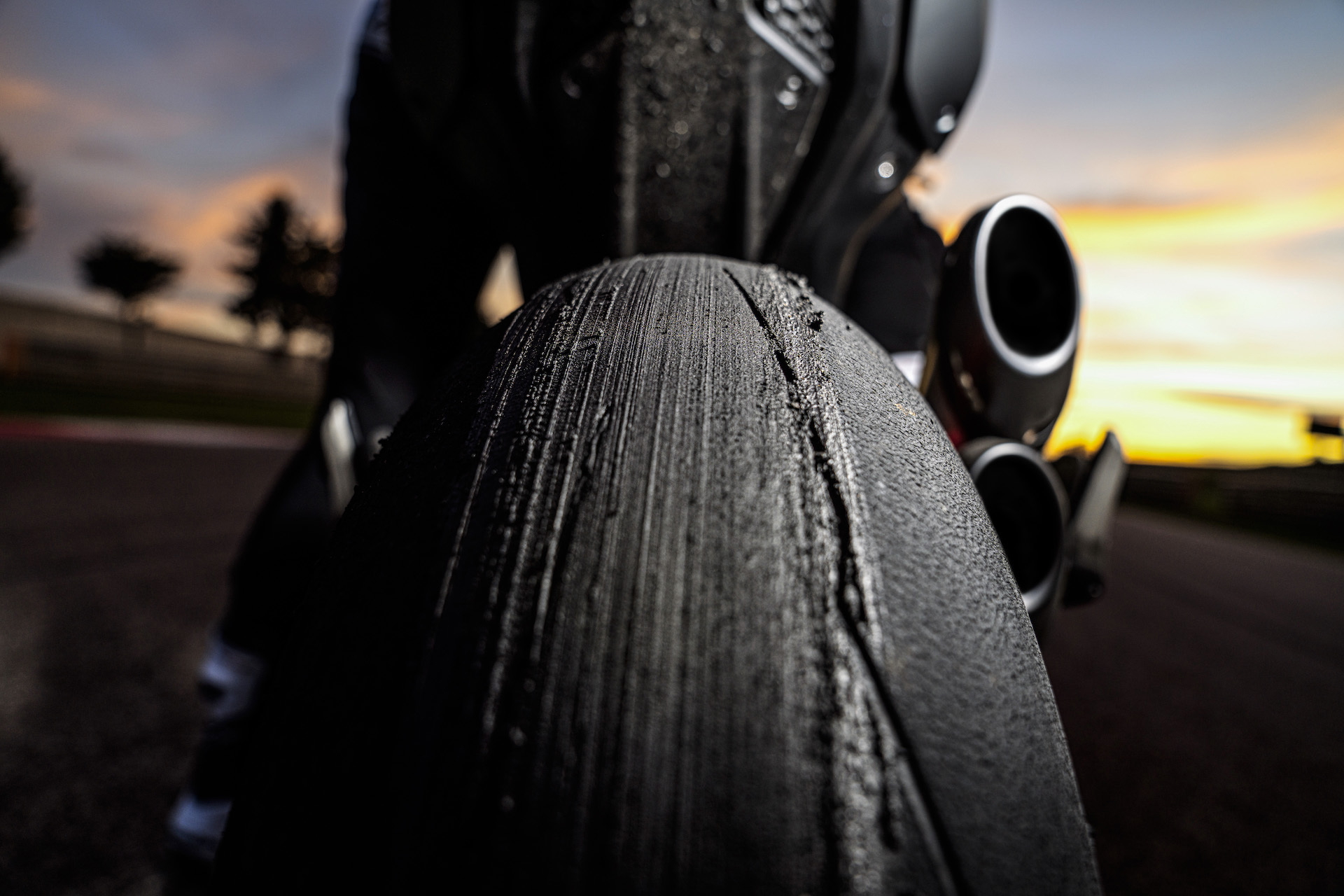 Moto Ducati Monster 2021 Plus54