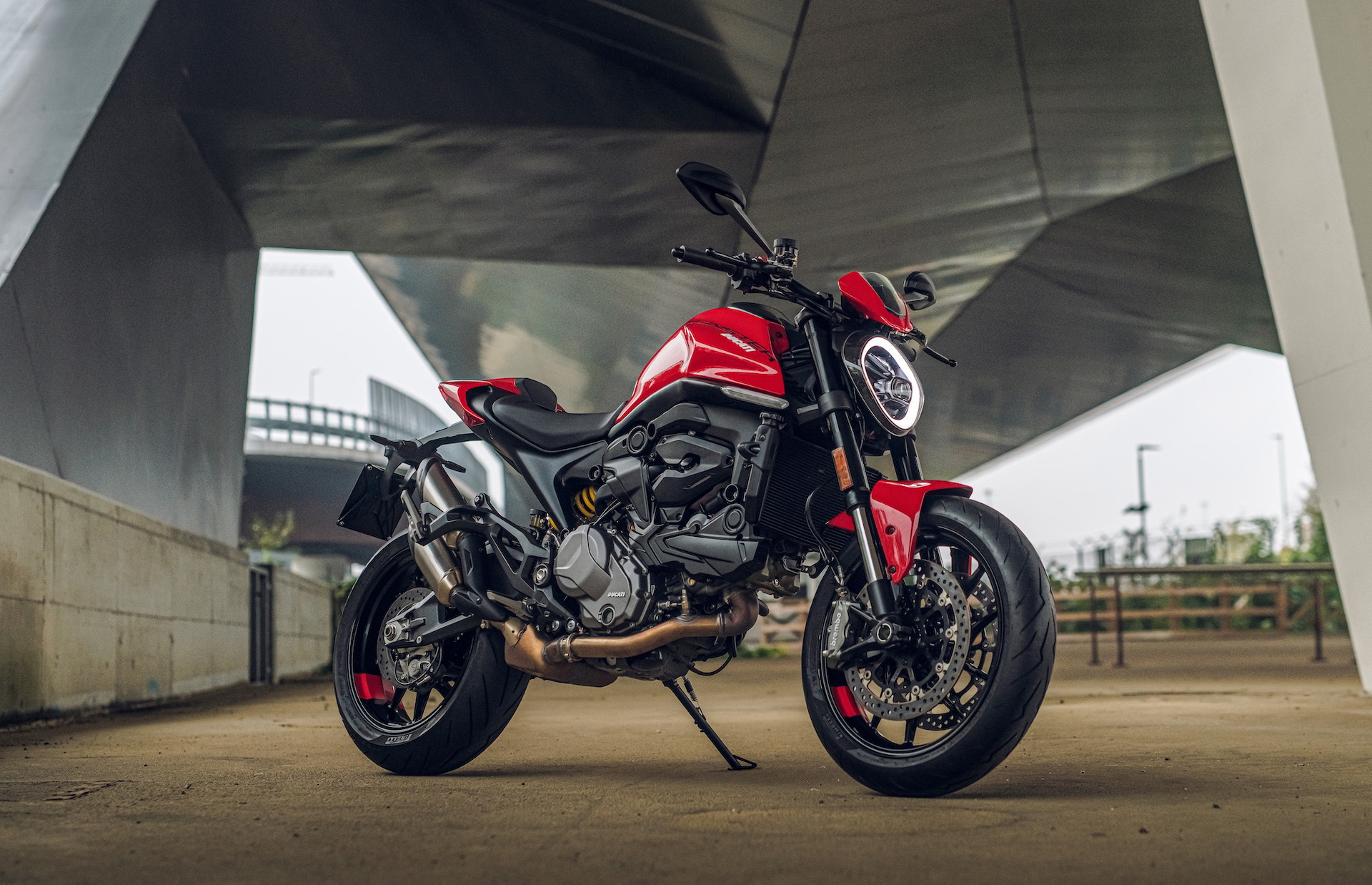 Moto Ducati Monster 2021 Plus58