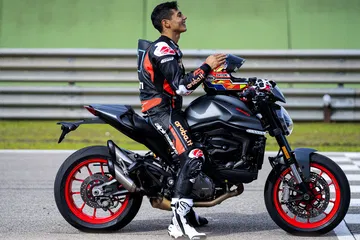 Moto Ducati Monster 2021 Plus66