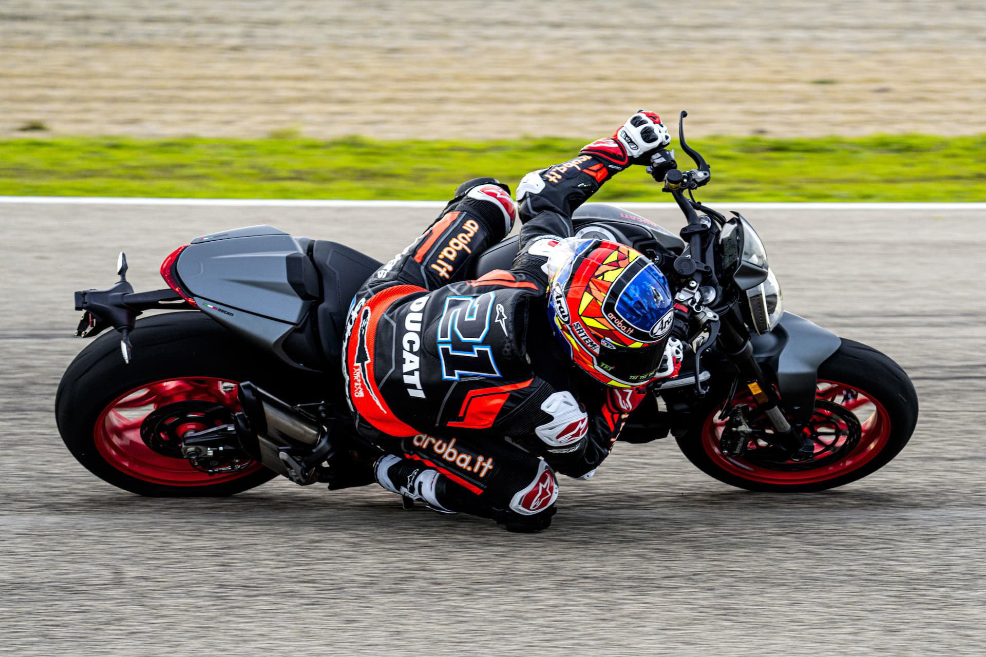 Moto Ducati Monster 2021 Plus78
