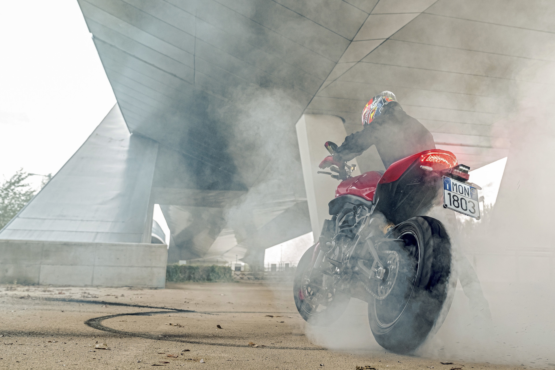 Moto Ducati Monster 2021 Plus91