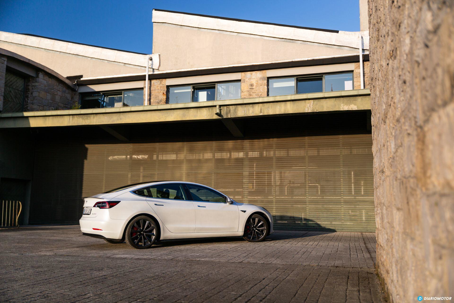 Prueba Tesla Model 3 Performance 14