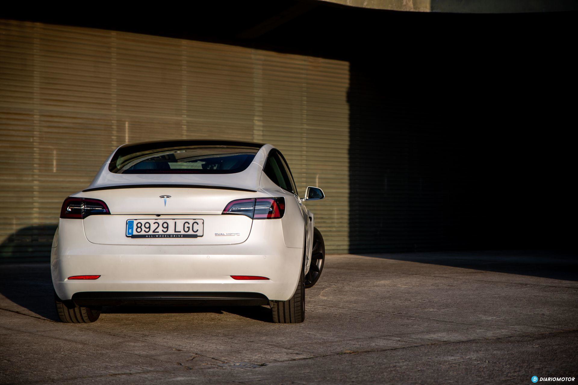 Prueba Tesla Model 3 Performance 15