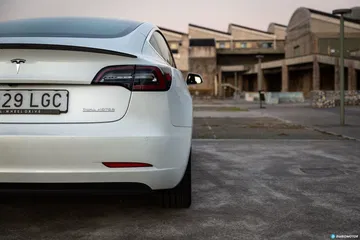 Prueba Tesla Model 3 Performance 32