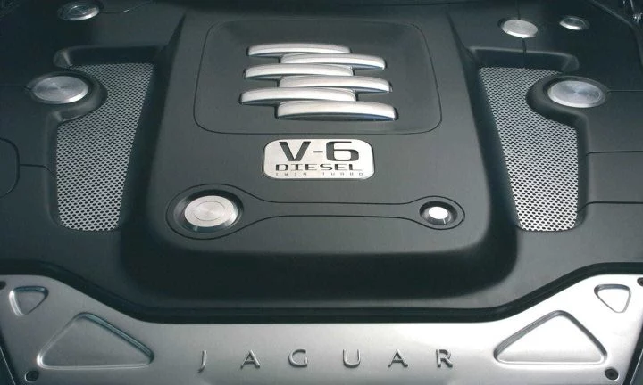 Jaguar R D6 04