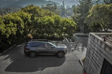 Jeep Grand Cherokee L 2021 0121 012
