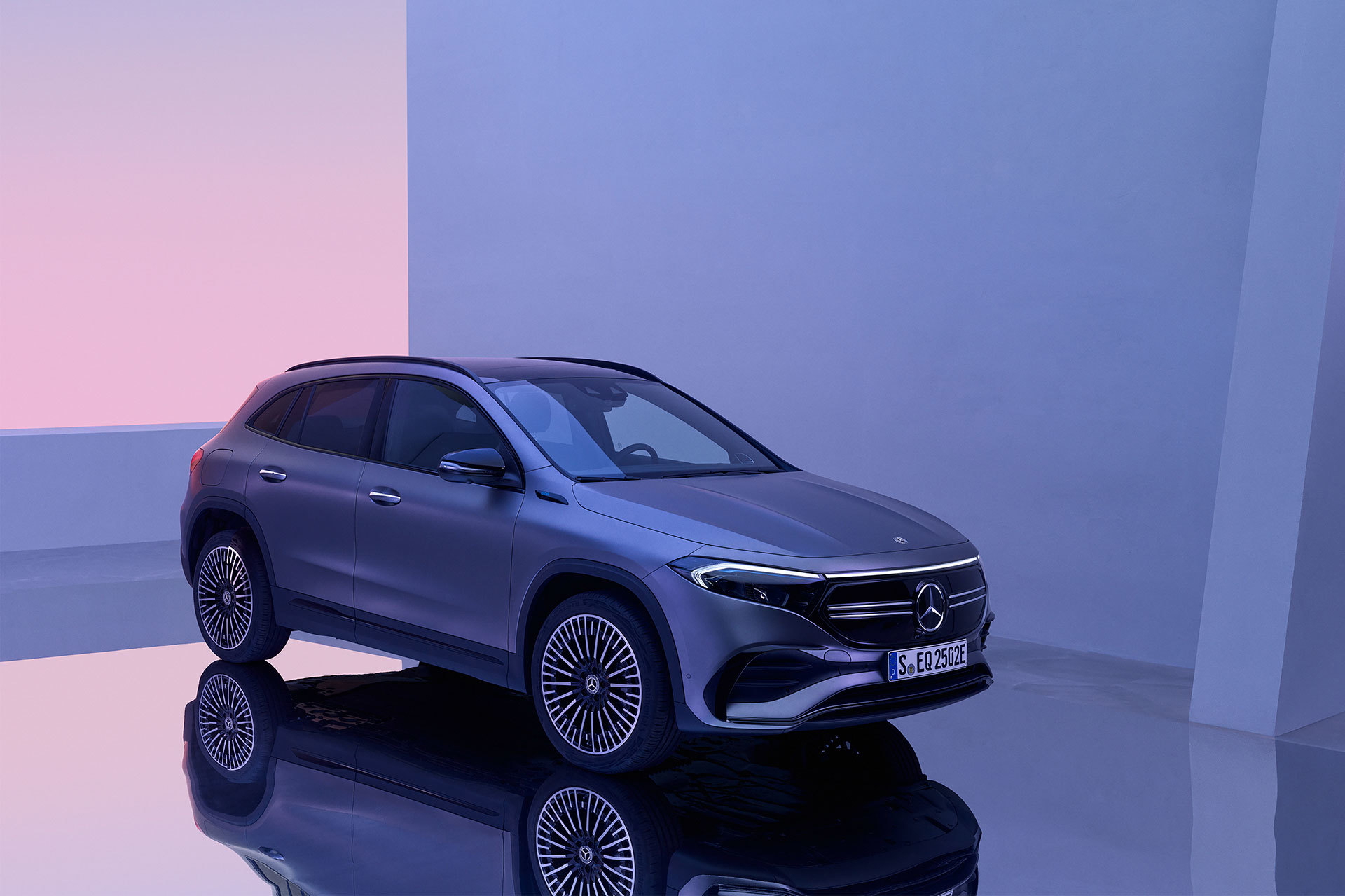 Mercedes Eqa 2021 Exterior 06