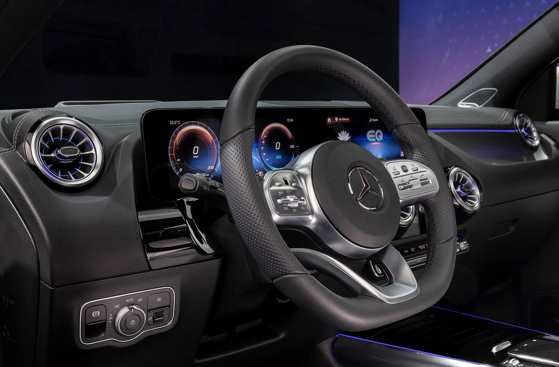 Mercedes Eqa 250 2021 Interior Volante 01