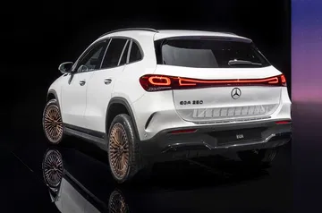 Mercedes Eqa 250 2021 Trasera 41