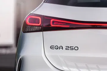 Mercedes Eqa Movimiento 2021 10
