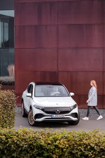Mercedes Eqa Movimiento 2021 28