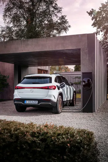Mercedes Eqa Movimiento 2021 30