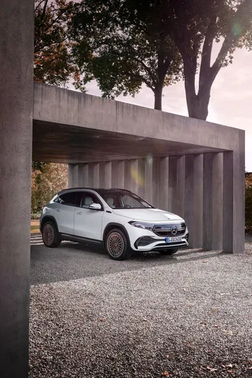 Mercedes Eqa Movimiento 2021 32