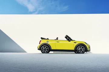 Mini Cabrio Cooper S 2021 2